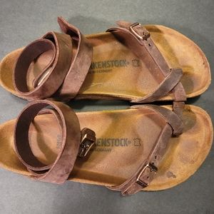 Yara Birkenstock Sandals - Size 39W